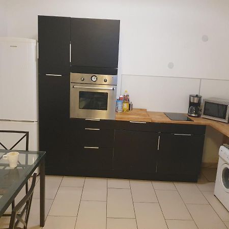 Spacious Apartment Near The Center Wien Exterior foto
